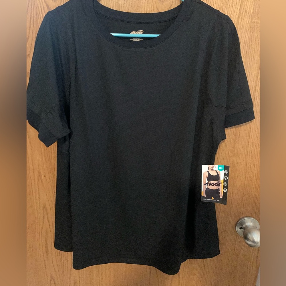 Avia athletic top